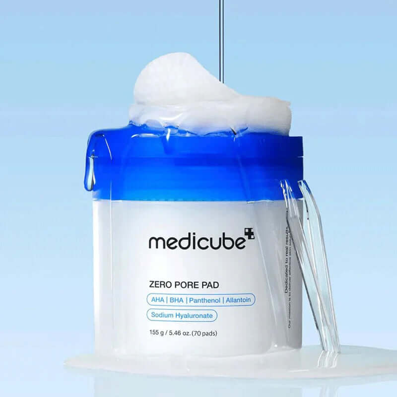 Medicube Zero Pore Pad 2.0 jar with AHA, BHA, and Sodium Hyaluronate for pore tightening and exfoliation.